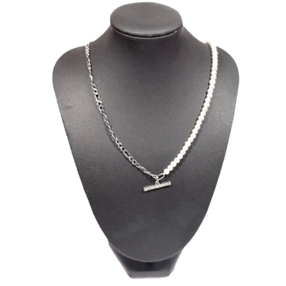 Pearl Necklace - Picture 2 of 6